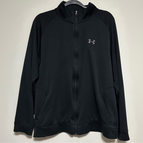 SALE! Under Armour Large Men’s Long Sleeve Lightweight Black Sweater - Picture 2 of 8